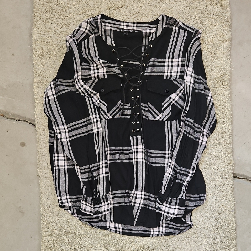 Express Black and White 3/4 Sleeve Button Down Shirt
